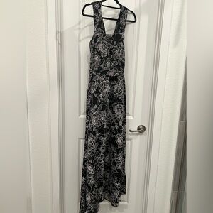 City chic midi dress.